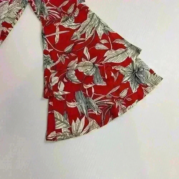 Lascana for Venus Womens XS Red White Floral Cold Shoulder Tunic Flutter Sleeve - Picture 9 of 10